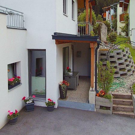 Apart Mirjam Pettneu am Arlberg Exterior photo