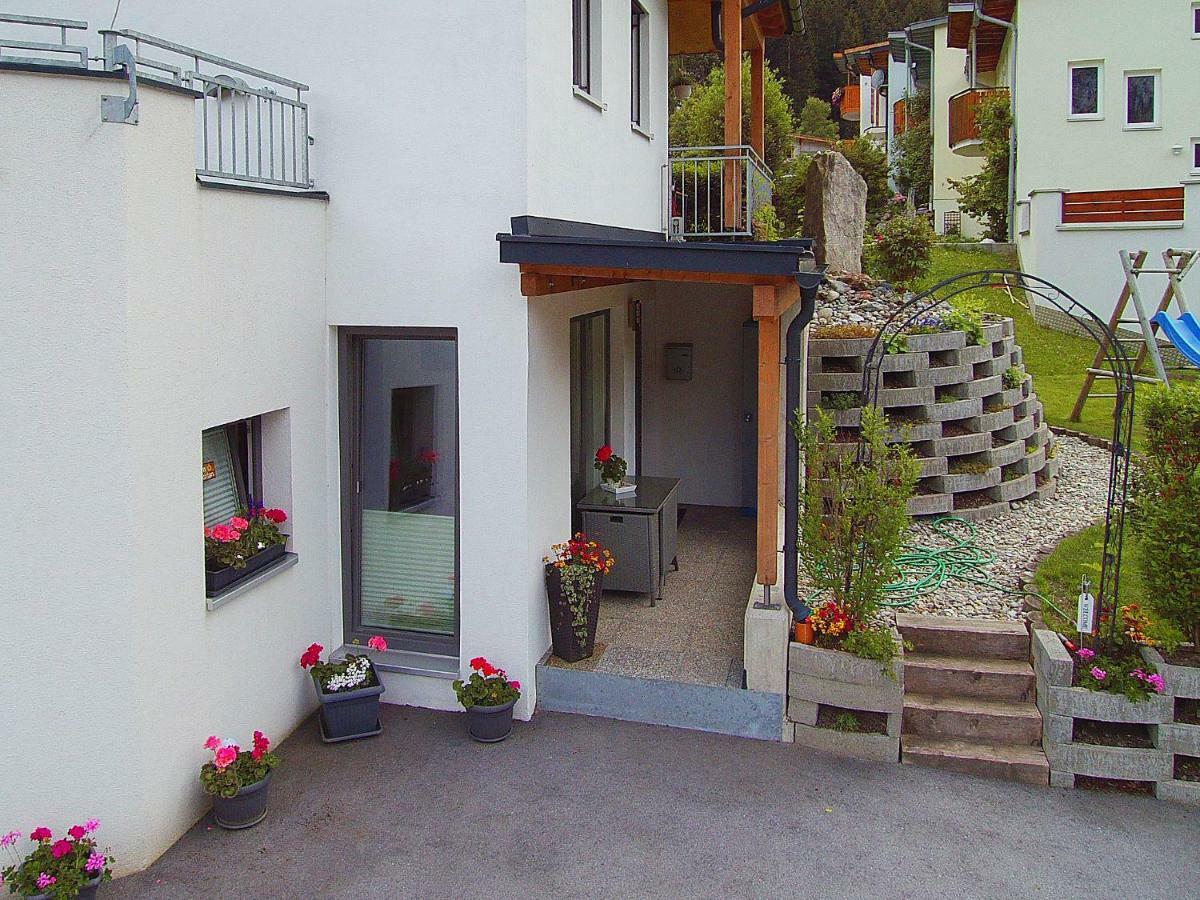 Apart Mirjam Pettneu am Arlberg Exterior photo